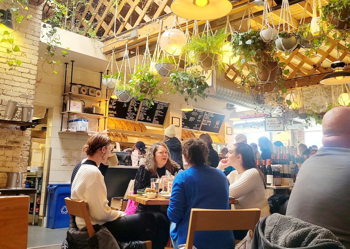 Leven_deli_inside cafe with plants