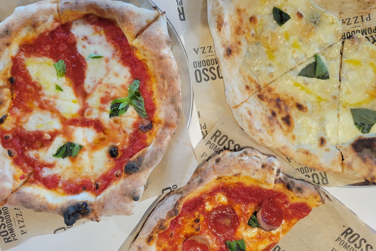 rosso_pomodora_pizza_by_covington Rosso Pomodora Pizza. | Photo by Linnea Covington