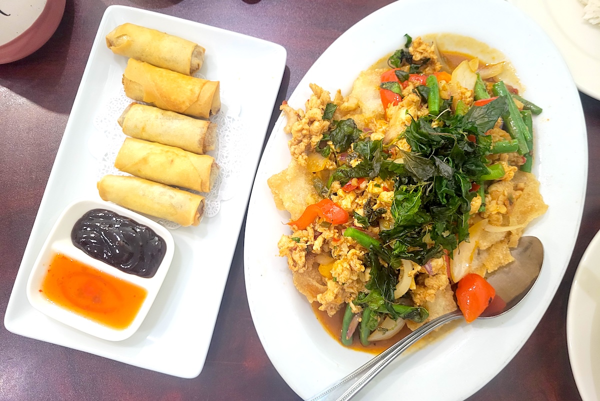 suvipa_thai_chicken_by_covington Holy Basil Chicken and Noodle at Suvipa. | Photo by Linnea Covington