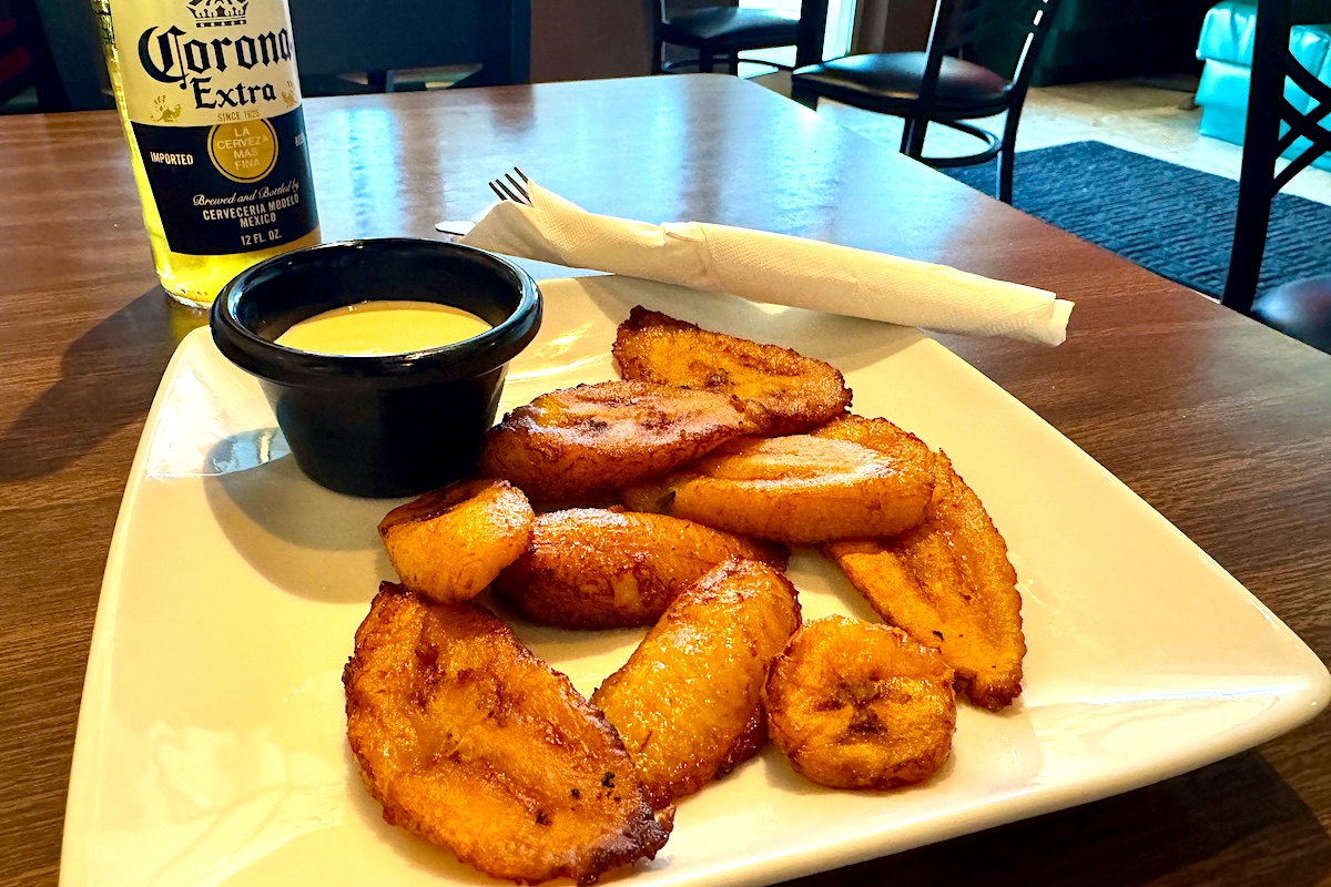 El Lucero_tostones_by_Max_sutton El Lucero fried plantains. | Photo by Max Sutton-Vermeulen