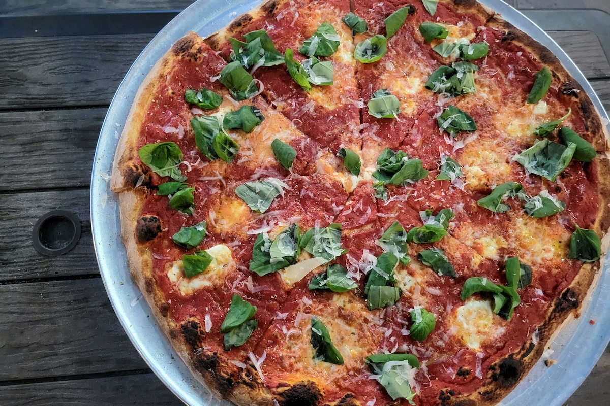 little_arthurs_margarita_pizza_by_covington Margarita pizza at Little Arthur's. | Photo by Linnea Covington