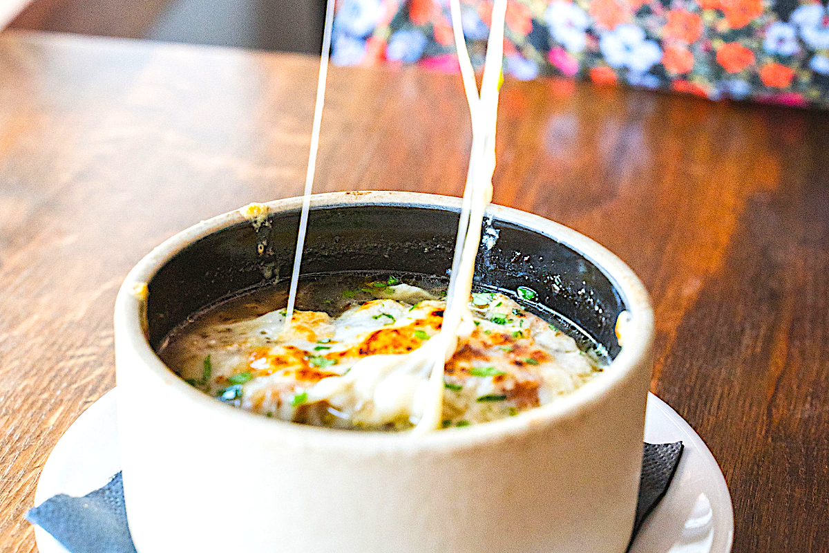 Le_French_French_onion_soup_by_Stephanie_Kelly Traditional onion soup at Le French. | Photo by Stephanie Kelly