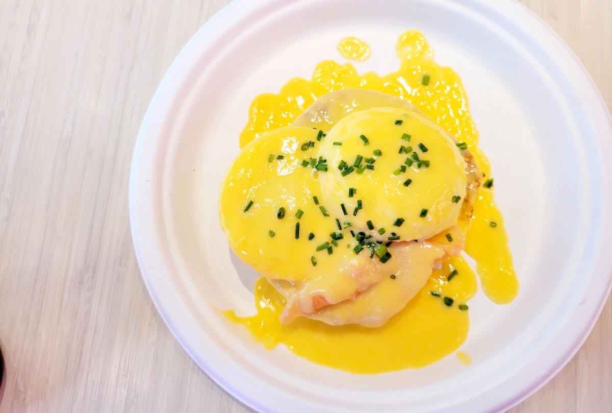 eggs_inc_salmon_benedict_by_linnea_covington Eggs Inc. has the cheapest Eggs Benedict in town. | Photo by Linnea Covington