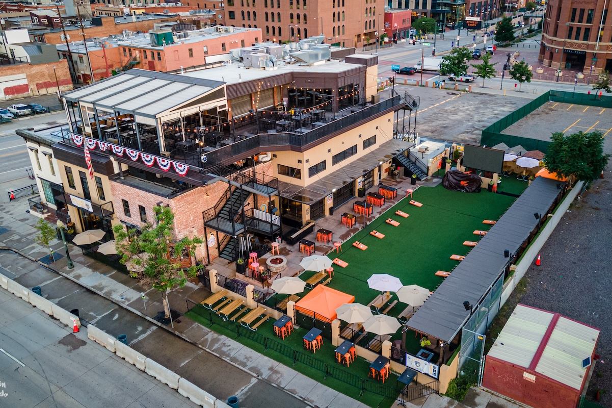 ViewHouse Ballpark 3_Photo Courtesy of ViewHouse ViewHouse Ballpark has a huge outdoor space to play games in, right in the heart of Downtown Denver. | Photo by ViewHouse