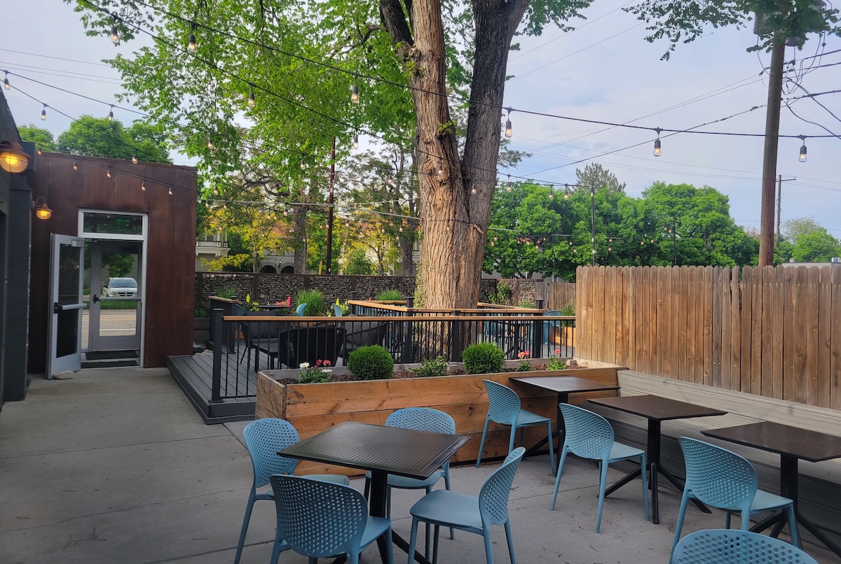 american_elm_patio_by_covington The simple beauty of American Elm's patio. | Photo by Linnea Covington