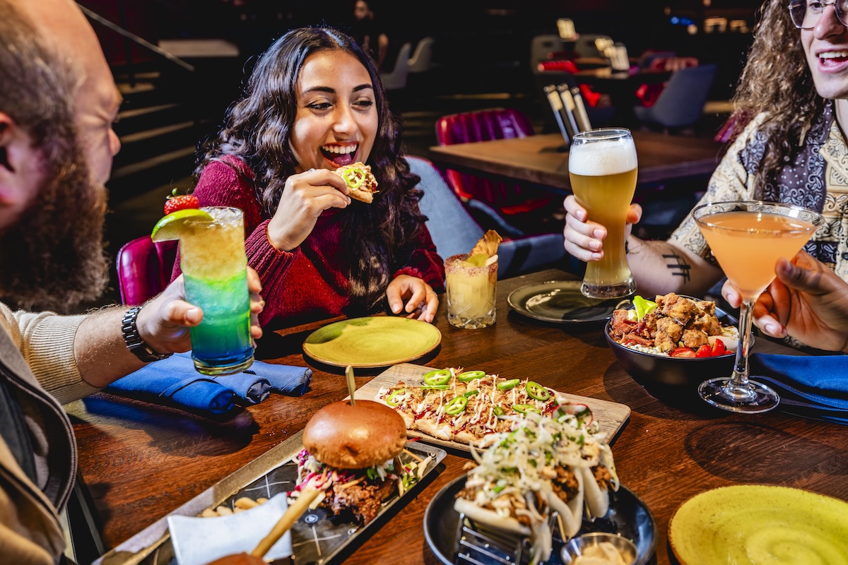 Puttshack Mini golf is on the menu at Puttshack | Photo by Puttshack