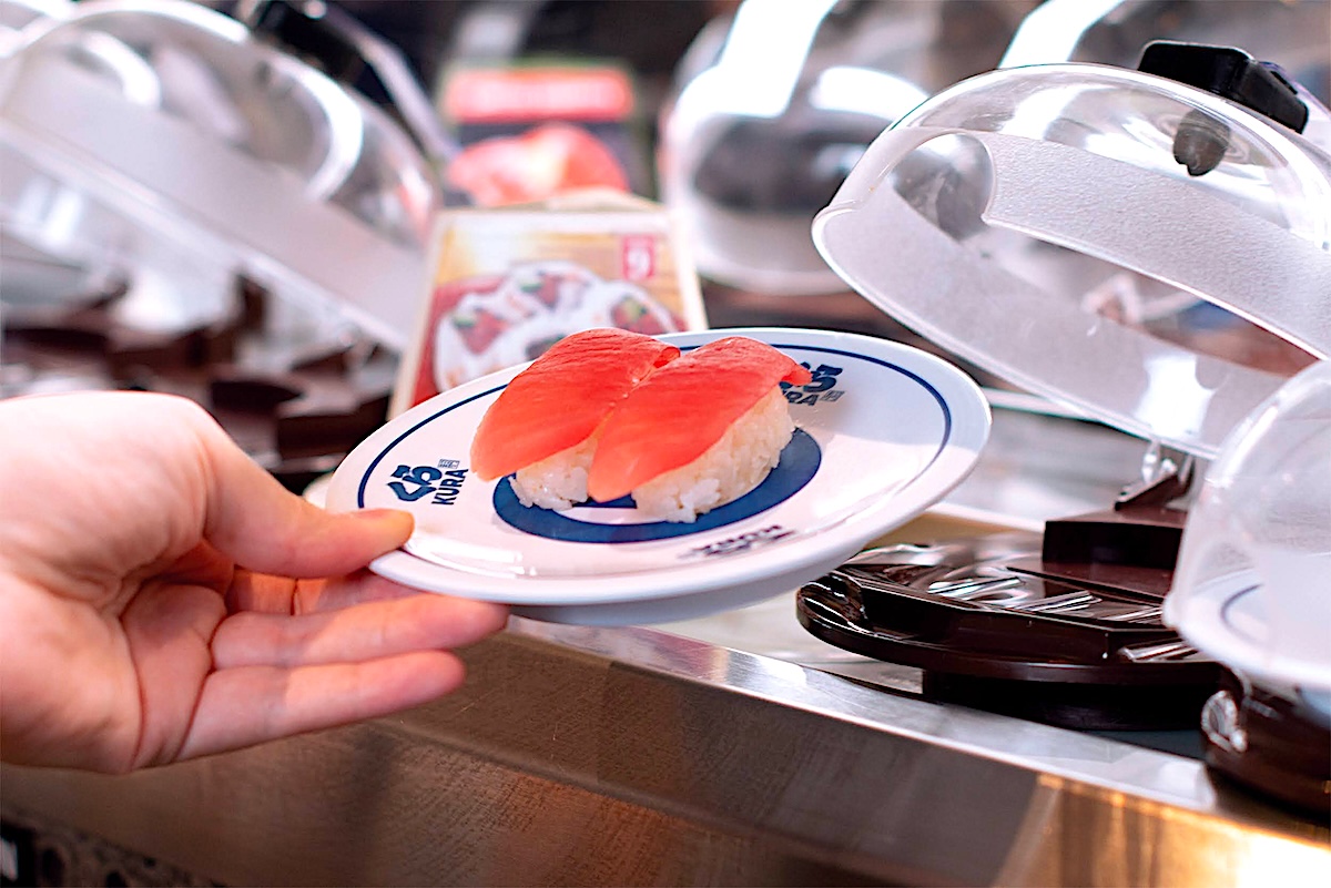 Kura_sushi_belt Grab sushi right from the rotating line. | Photo courtesy of Kura Rotating Sushi Bar