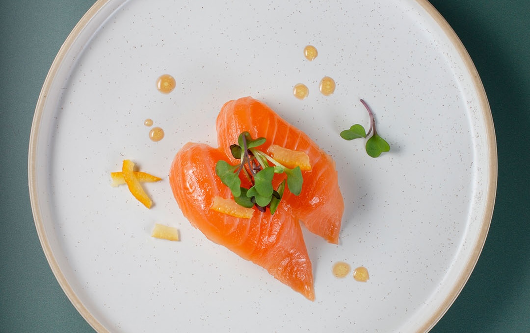 kura_sushi_bar_salmon This Japanese chain is known for its high-quality salmon. | Photo courtesy of Kura Rotating Sushi Bar