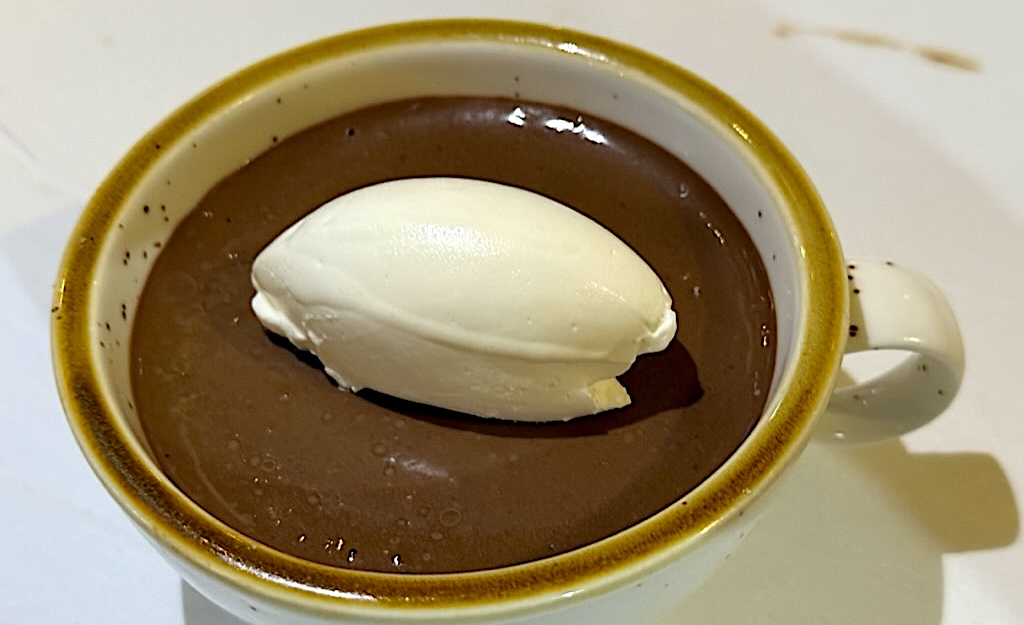 potager_pudding_by_antony_bruno The iconic chocolate pudding at Potager. | Photo by Antony Bruno